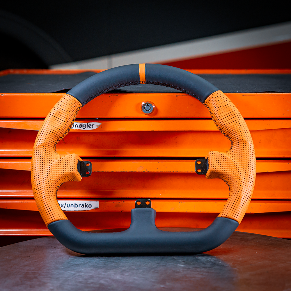 Asetek Closed D Orange Leather Rim