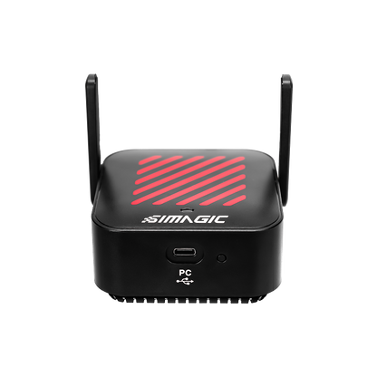 Simagic AirLink in der Seitenansicht mit Anschluss
